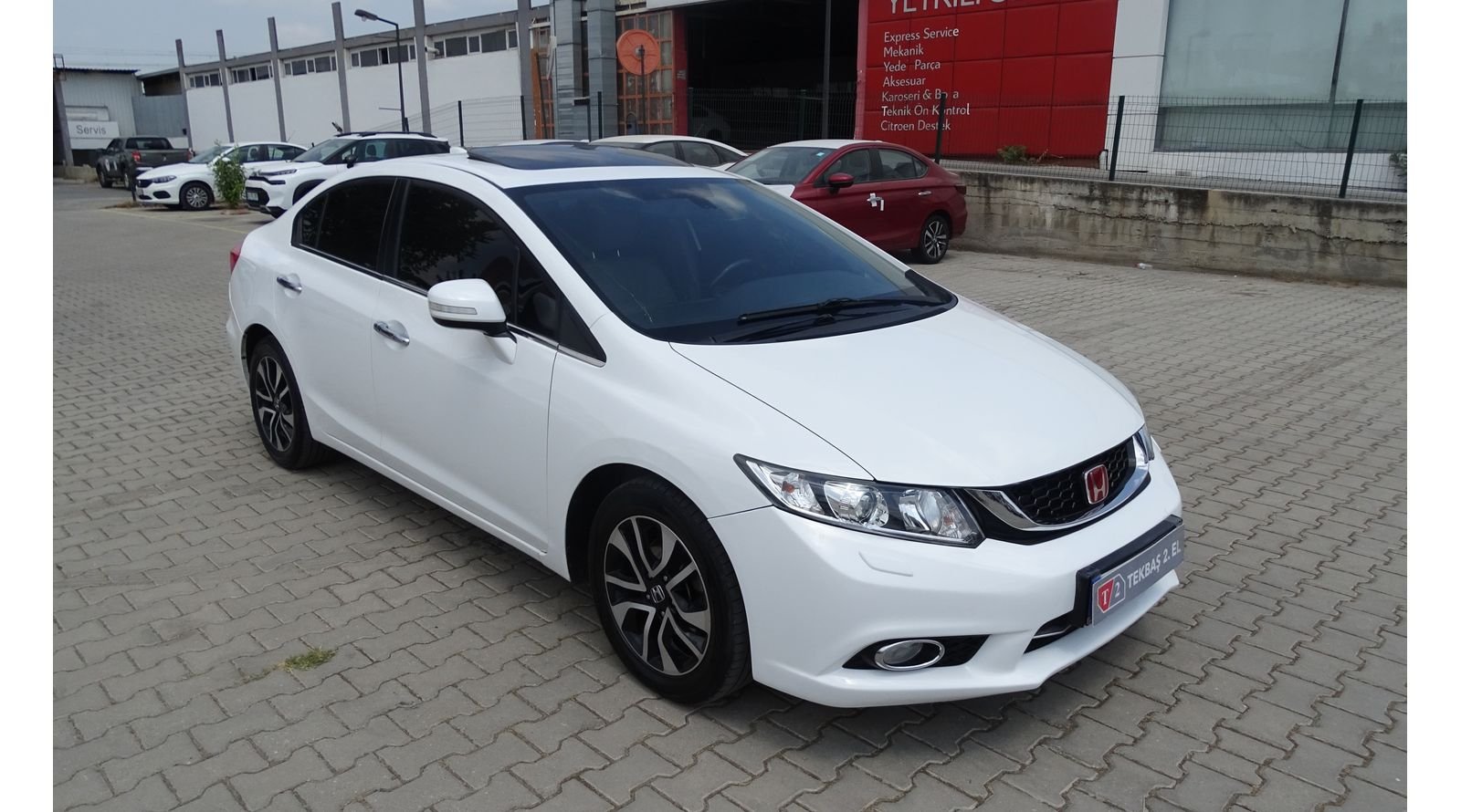 Hyundai car for urgent sale in Latakia