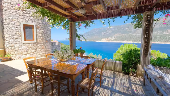 Palace for sale by its owner in a special location